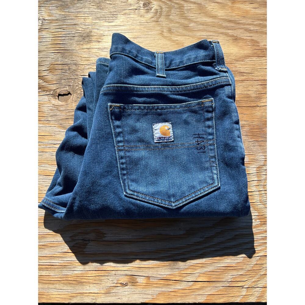 Carhartt Jeans Mens 34x32 Blue Denim Utility Work Pants    Modern Fit outdoors